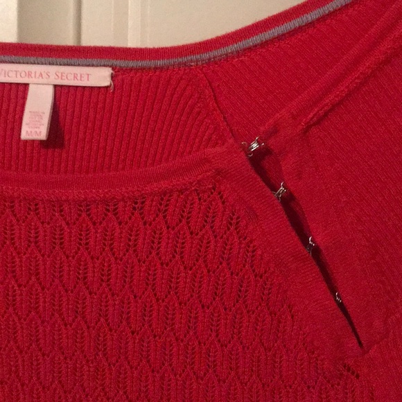 Top - Picture 3 of 4